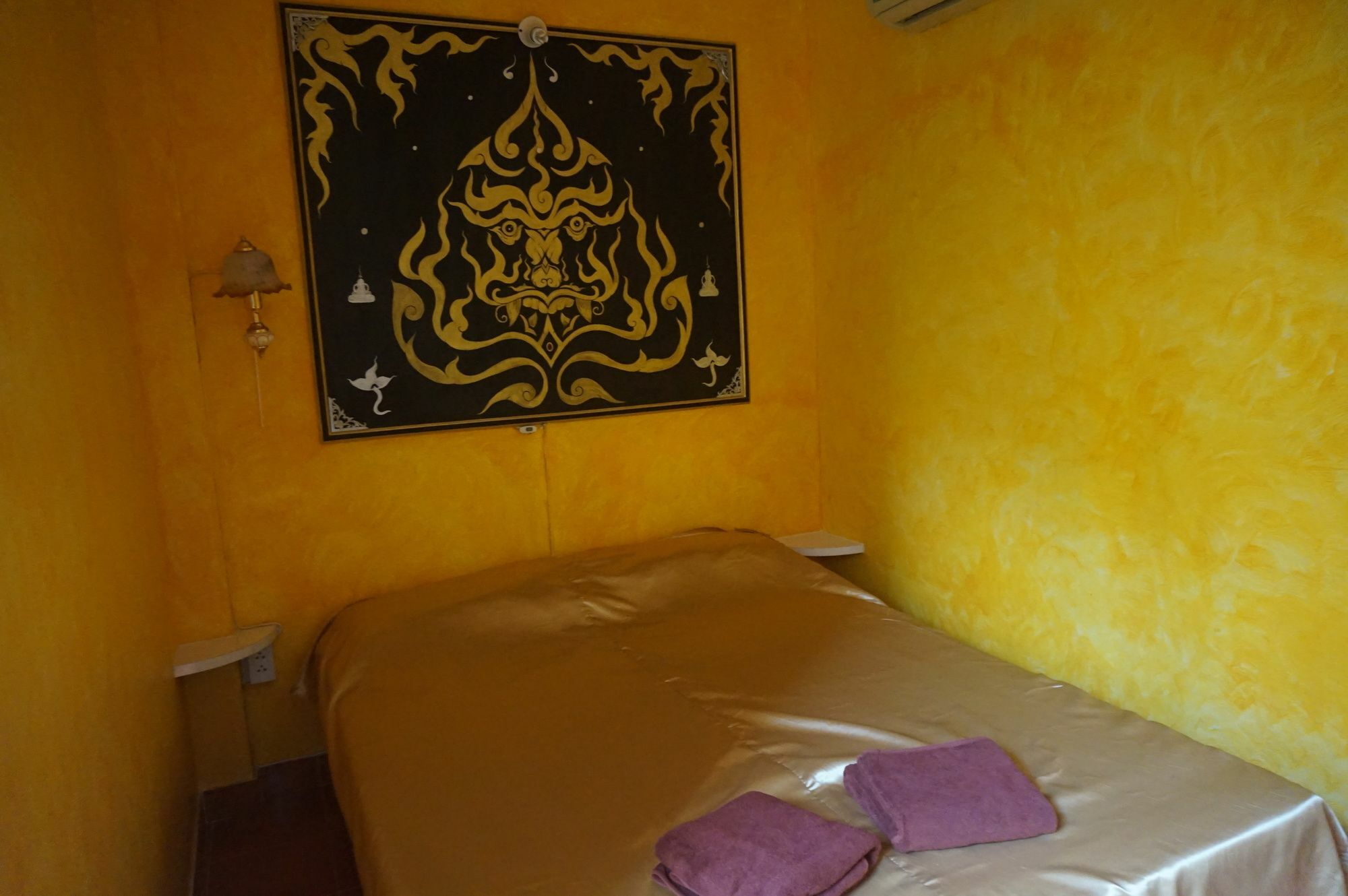 Ban Elephant Blanc Apartment شاطئ كاتا المظهر الخارجي الصورة